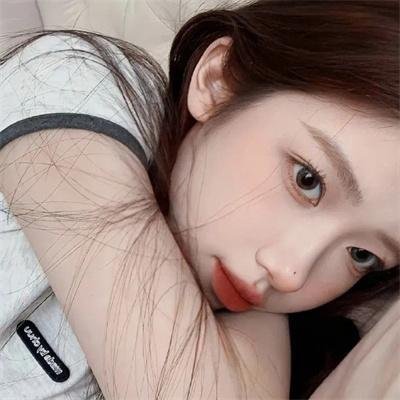 摘苹果的时候